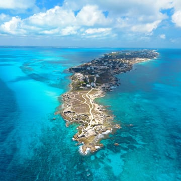 Find your hotel in Isla Mujeres