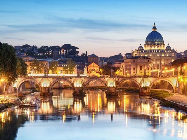 budget airlines flying to rome